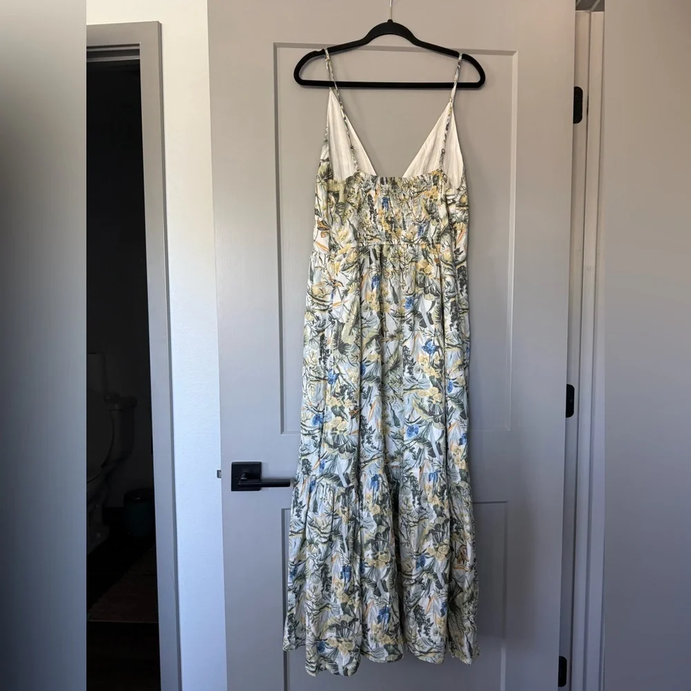 Abercrombie & Fitch plunge maxi Linen Blend dress in tropical print Large